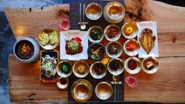 산당 음식점 정보와 주변 관광 명소 및 근처 맛집 여행 정보