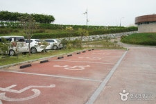 Pungam Reservoir (풍암저수지) - Sightseeing - Korea travel and tourism information