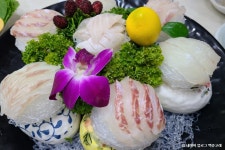 항도횟집 음식점 정보와 주변 관광 명소 및 근처 맛집 여행 정보