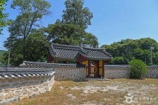 조헌사당(표충사) 관광 정보와 주변 관광 명소 및 근처 맛집 여행 정보