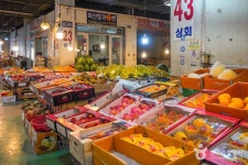 창원시내서농산물도매시장 쇼핑 정보와 주변 관광 명소 및 근처 맛집 여행 정보
