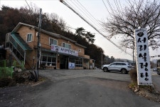 내동마을 연꽃단지 - 주변 여행 및 근처 관광 명소 - 국내 여행 정보와 관광 명소 정보
