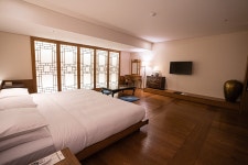 WE호텔 숙박 정보와 주변 관광 명소 및 근처 맛집 여행 정보