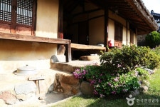 창녕 진양하씨 고택 관광 정보와 주변 관광 명소 및 근처 맛집 여행 정보