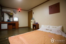 왕포리조텔 숙박 정보와 주변 관광 명소 및 근처 맛집 여행 정보