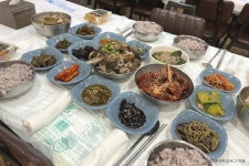 호랭이게장 음식점 정보와 주변 관광 명소 및 근처 맛집 여행 정보