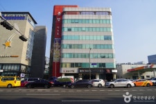 윤당아트홀 문화 정보와 주변 관광 명소 및 근처 맛집 여행 정보