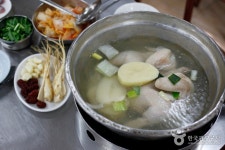 明洞タッカンマリ（명동닭한마리） - レストラン - 韓国旅行・観光情報