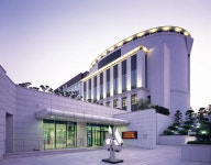 Sookmyung Womens University Chung Young Yang Embroidery Museum (숙명여자대학교 정영양자수박물관 (서울)) - Culture - Korea... 
