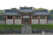홍산동헌 관광 정보와 주변 관광 명소 및 근처 맛집 여행 정보