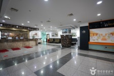 부산해군회관 숙박 정보와 주변 관광 명소 및 근처 맛집 여행 정보