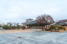 웅부공원 관광 정보와 주변 관광 명소 및 근처 맛집 여행 정보