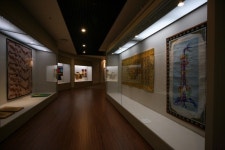 Sookmyung Womens University Chung Young Yang Embroidery Museum (숙명여자대학교 정영양자수박물관 (서울)) - Culture - Korea... 