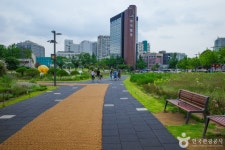열린송현 녹지광장 관광 정보와 주변 관광 명소 및 근처 맛집 여행 정보