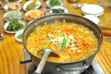 쌍둥이네 매운탕 음식점 정보와 주변 관광 명소 및 근처 맛집 여행 정보