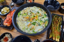 11호남도할머니칼국수 음식점 정보와 주변 관광 명소 및 근처 맛집 여행 정보