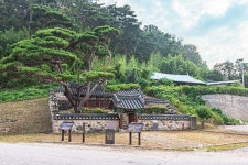 양씨삼강문 관광 정보와 주변 관광 명소 및 근처 맛집 여행 정보