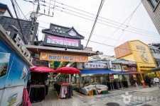 안동구시장(2, 7일) 쇼핑 정보와 주변 관광 명소 및 근처 맛집 여행 정보