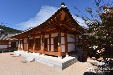 산청율수원 숙박 정보와 주변 관광 명소 및 근처 맛집 여행 정보