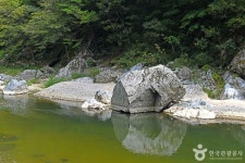 미산계곡 관광 정보와 주변 관광 명소 및 근처 맛집 여행 정보