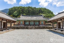 용산재 관광 정보와 주변 관광 명소 및 근처 맛집 여행 정보