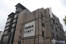 어반스테이플러스 숙박 정보와 주변 관광 명소 및 근처 맛집 여행 정보