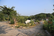 힐스톤 캠핑장 레저스포츠 정보와 주변 관광 명소 및 근처 맛집 여행 정보