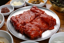 황토집숯불닭갈비 음식점 정보와 주변 관광 명소 및 근처 맛집 여행 정보