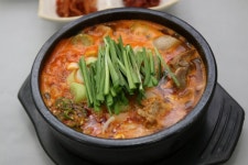 현대옥 본점 음식점 정보와 주변 관광 명소 및 근처 맛집 여행 정보