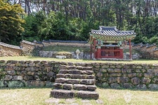 용산재 관광 정보와 주변 관광 명소 및 근처 맛집 여행 정보