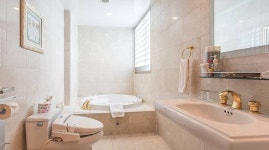 고려호텔 숙박 정보와 주변 관광 명소 및 근처 맛집 여행 정보