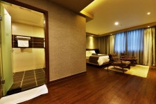 더 마크 호텔 숙박 정보와 주변 관광 명소 및 근처 맛집 여행 정보