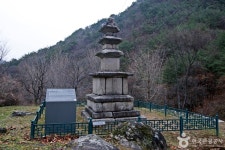 충주 미륵대원지 삼층석탑 관광 정보와 주변 관광 명소 및 근처 맛집 여행 정보