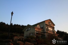박경리 기념관 - 주변 여행 및 근처 관광 명소 - 국내 여행 정보와 관광 명소 정보