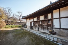 報恩 宣炳国家屋（보은 선병국가옥） - 観光 - 韓国旅行・観光情報