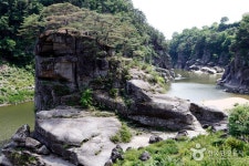 Hantangang River [National Geopark] (한탄강(국가지질공원, 고석정)) - Sightseeing - Korea travel and tourism information