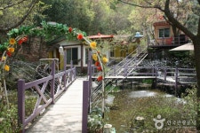 チュホン山荘（주홍산장） - レストラン - 韓国旅行・観光情報