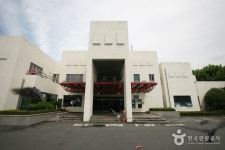대구시민운동장 - 주변 여행 및 근처 관광 명소 - 국내 여행 정보와 관광 명소 정보