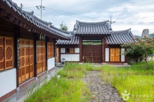 암포서원 관광 정보와 주변 관광 명소 및 근처 맛집 여행 정보