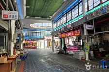 서문공설시장 쇼핑 정보와 주변 관광 명소 및 근처 맛집 여행 정보