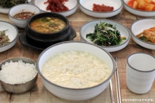 김정옥할머니순두부 본점 음식점 정보와 주변 관광 명소 및 근처 맛집 여행 정보
