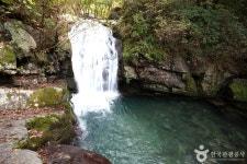 용소폭포(연하계곡) 관광 정보와 주변 관광 명소 및 근처 맛집 여행 정보