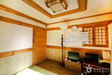 Well-being Motgoldaek House [Korea Quality] / 장수하는집 못골댁 [한국관광 품질인증] - Accommodation - Korea travel and... 