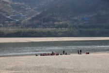평사리공원 야영장 레저스포츠 정보와 주변 관광 명소 및 근처 맛집 여행 정보