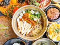 황남두꺼비식당 음식점 정보와 주변 관광 명소 및 근처 맛집 여행 정보