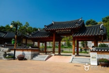 Suncheon Bay Eco Village Youth Hostel [Korea Quality] / 순천만에코유스호스텔 [한국관광 품질인증] - Alojamiento - los... 