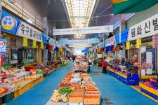 유구전통시장 쇼핑 정보와 주변 관광 명소 및 근처 맛집 여행 정보