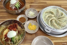 왕밀면냉면전문점 음식점 정보와 주변 관광 명소 및 근처 맛집 여행 정보