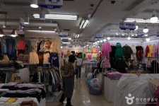 삼익패션타운 쇼핑 정보와 주변 관광 명소 및 근처 맛집 여행 정보