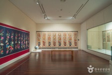 이화여자대학교 박물관 문화 정보와 주변 관광 명소 및 근처 맛집 여행 정보